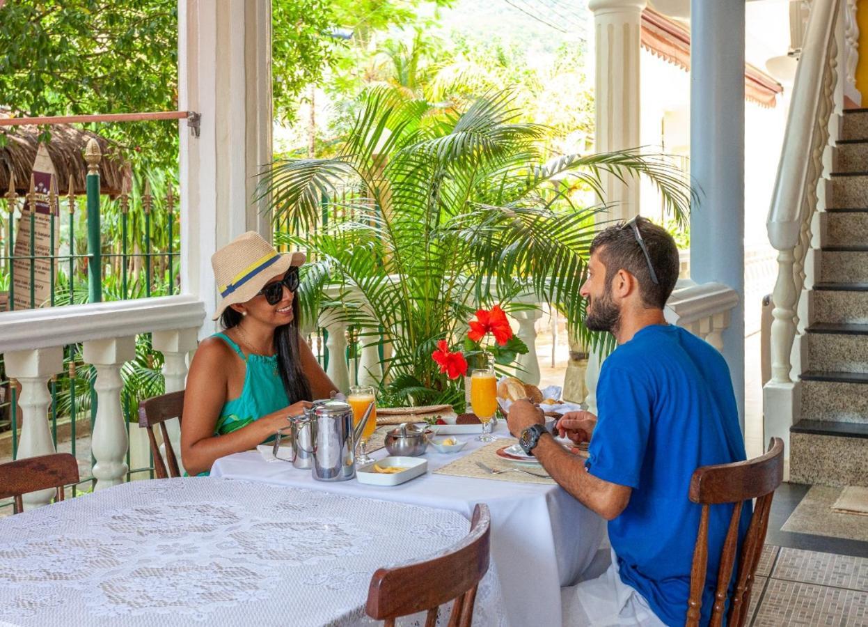 Pousada Casablanca Vila do Abraao Ngoại thất bức ảnh